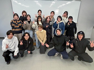 自己採点日の様子。全員の合格点を確認し、喜びも倍増しました。