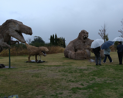 学生ボランティア団体ReRootsが制作した藁アート