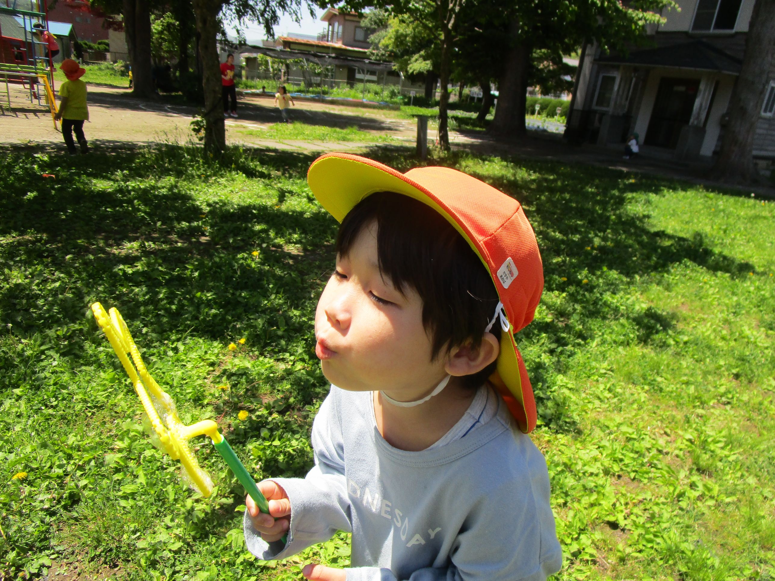 シャボン玉１人