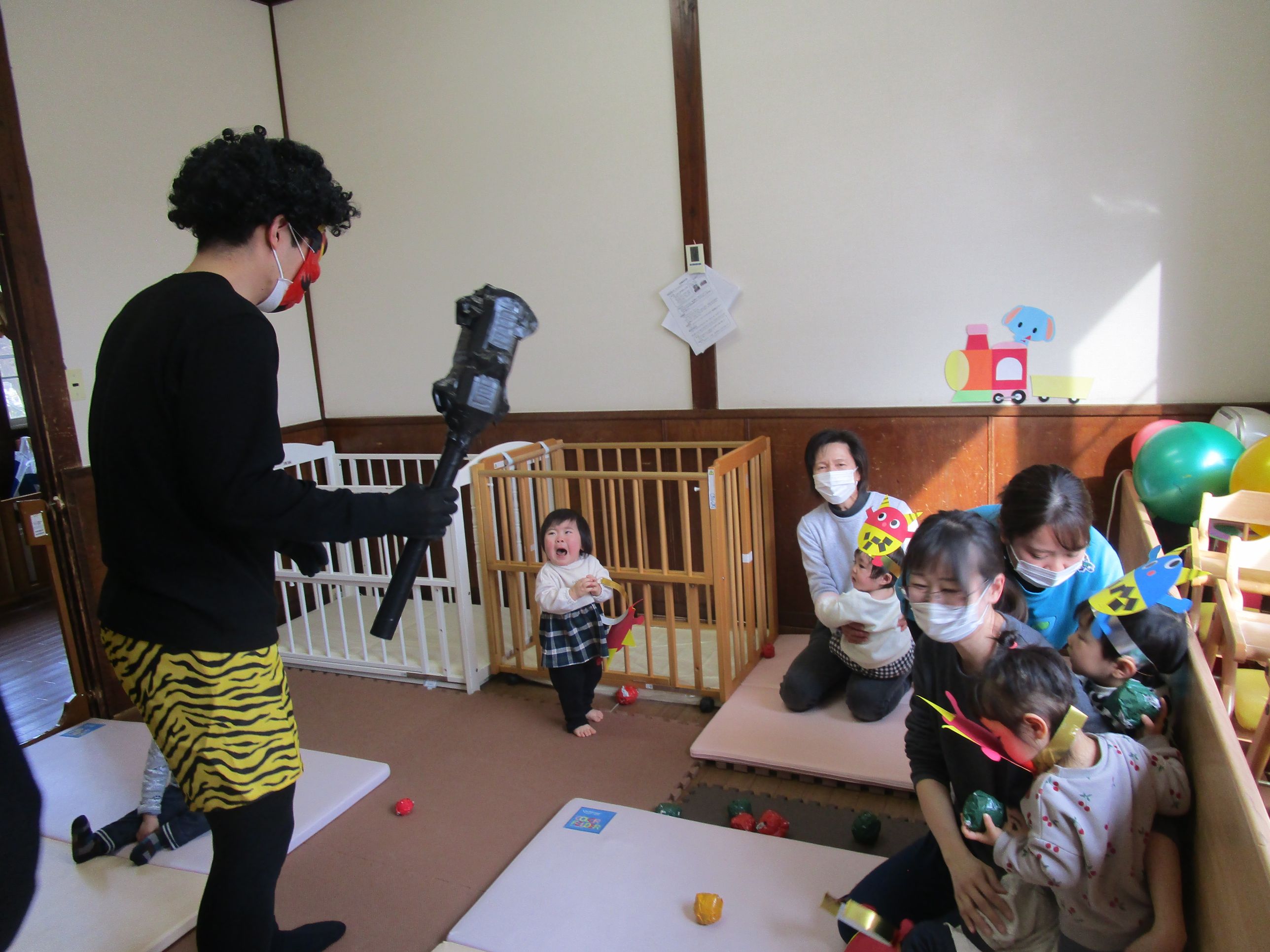 鬼が来てなく子ども達