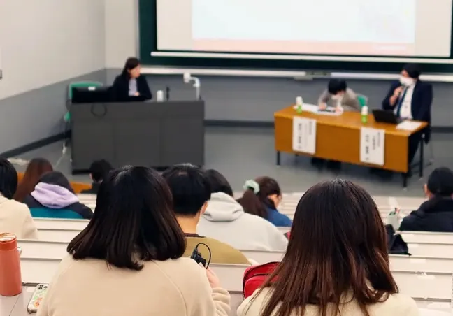卒業生との出会い